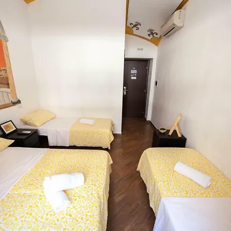 Gæstehus Romangelo Termini 3*