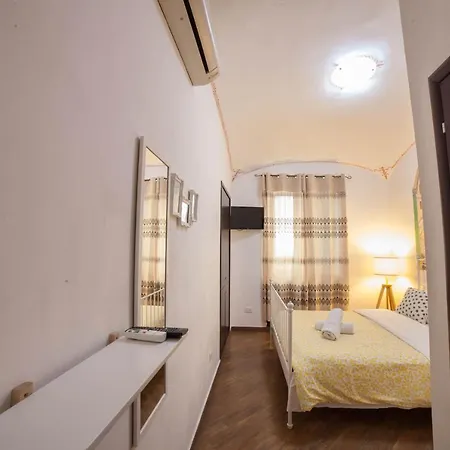 Romangelo Termini Konukevi 3*